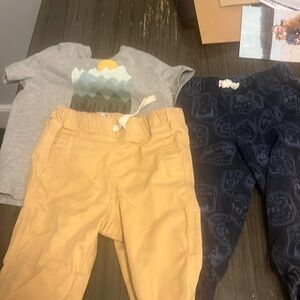 Bundle of toddler clothes